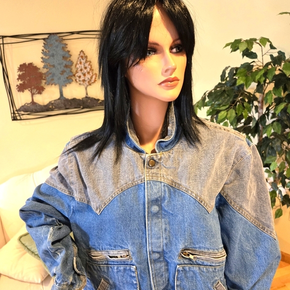 Vintage Hot Tracks Woman's 2 Tone Denim Jacket, Snap Closure, Size Large - Picture 6 of 16